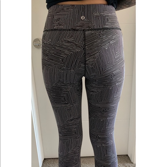 Lululemon Wunder Under Crop III
Maze Jacquard - Picture 6 of 6
